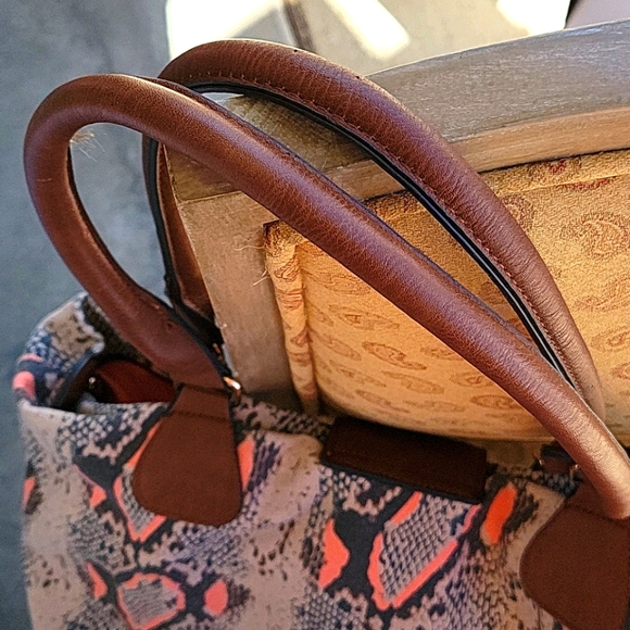 Call It Spring purse - Picture 6 of 12